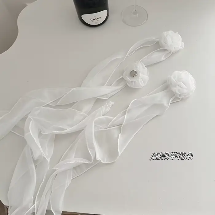 Robe en mousseline de soie blanche chic à plusieurs niveaux pour femmes