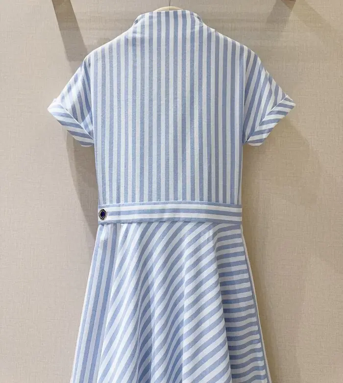 Top qualité nouvelle robe de printemps 2026 mode Style femmes Sexy col en v bleu blanc rayé imprimé 