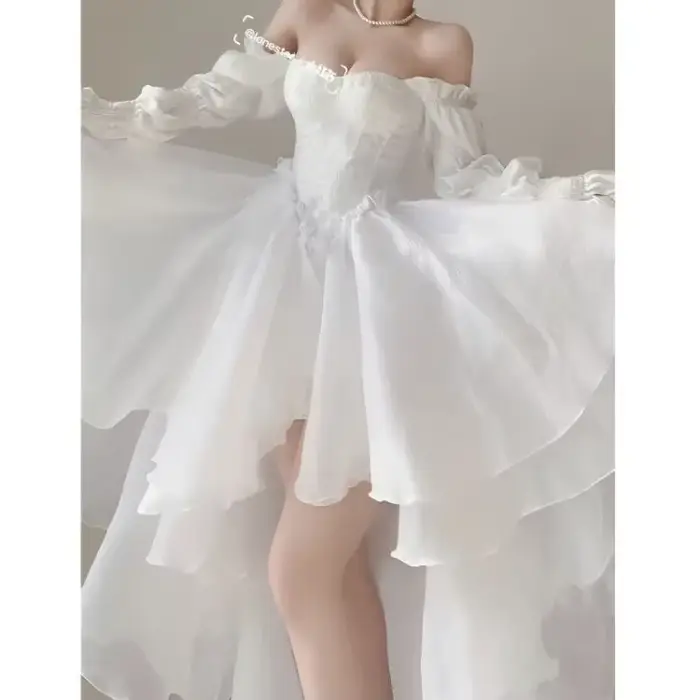 Robe élégante à épaules dénudées pour femmes