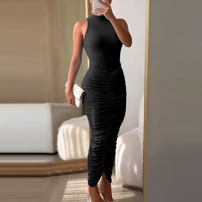 Robe longue élégante sans manches à col rond