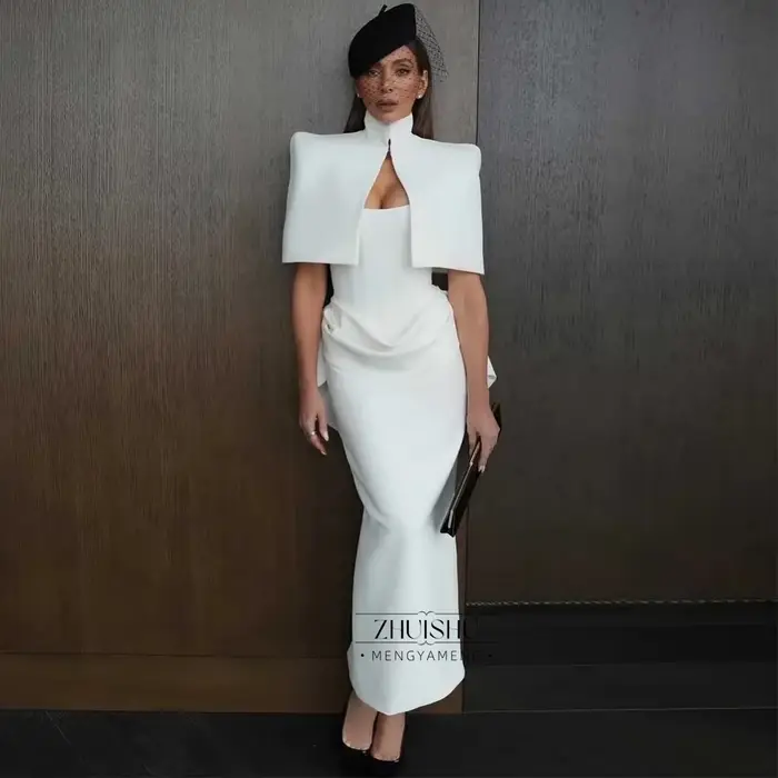 Robe de soirée vintage pour invité de mariage avec cape
