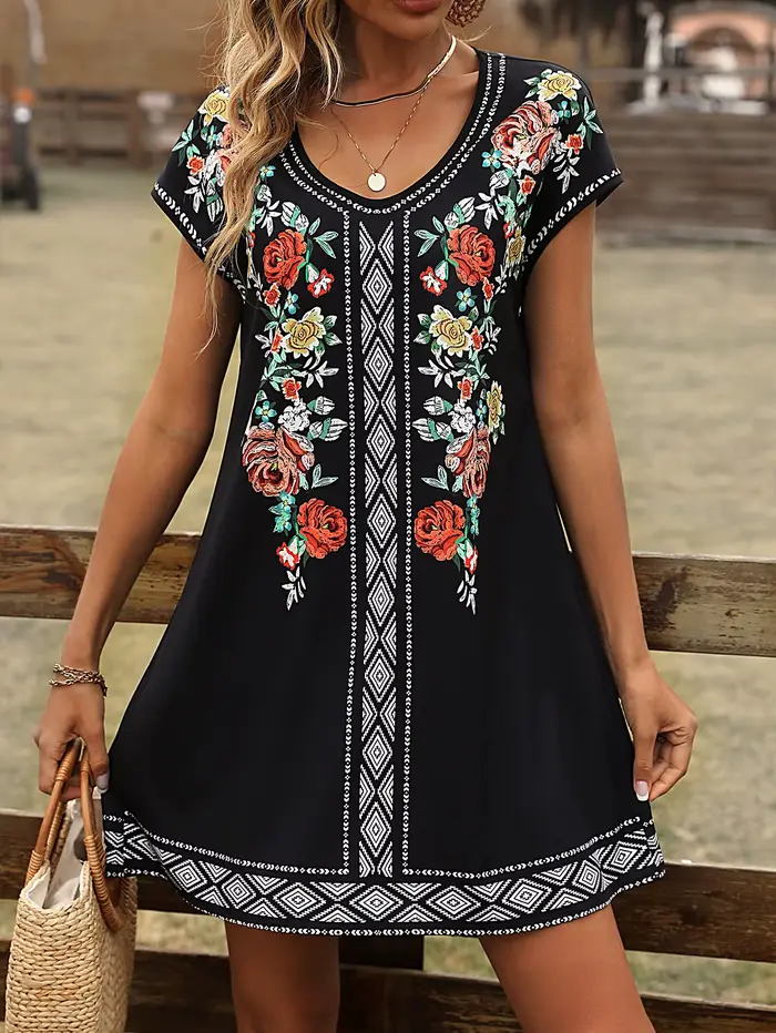 Robe noire à imprimé floral bohème col rond manches courtes style ethnique coupe ample mini-robe de vacances femme occassions spéciales