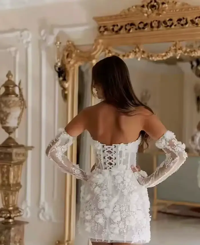 Robes de mariée courtes perlées de luxe arabie saoudite dentelle appliques florales manches longues 