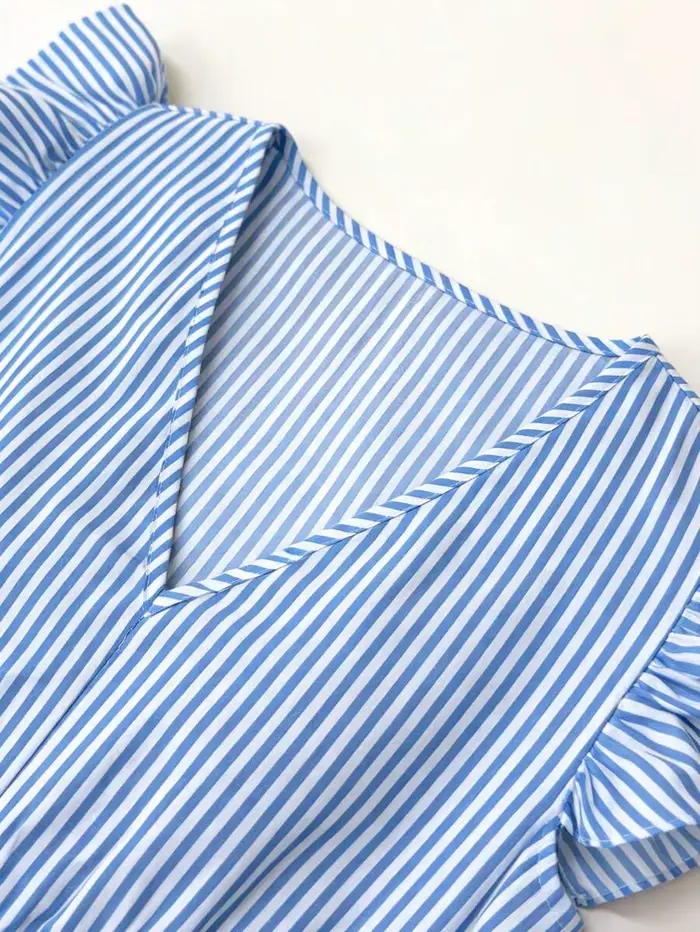 Robe longue rayée bleue et blanche à col en V pour femme