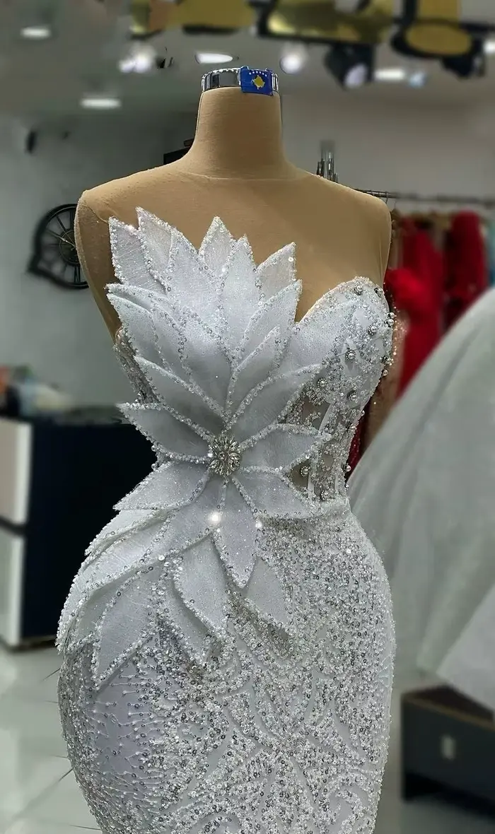 Robe de Bal Africaine Blanche à sulfPaillettes