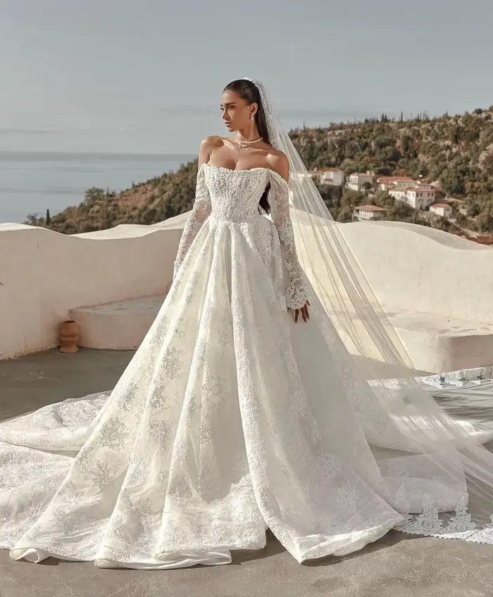 Robe de mariée en dentelle personnalisée à manches longues Estilo Princesa Elegantes blanc sur mesure