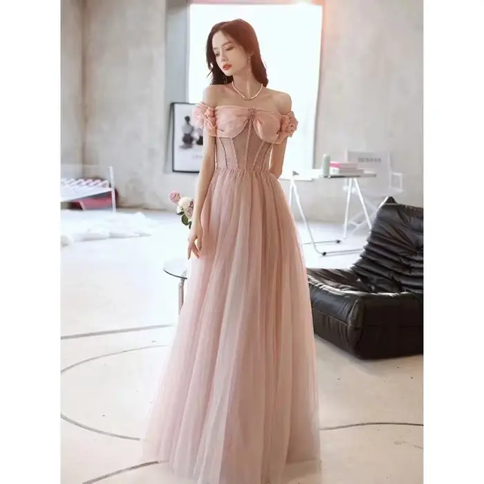 Robe de soirée bleue personnalisée style classique avec train de balayage pour femmes occasions spéciales晚会蓝色定制晚礼服女士特殊场合穿着经典款带拖尾